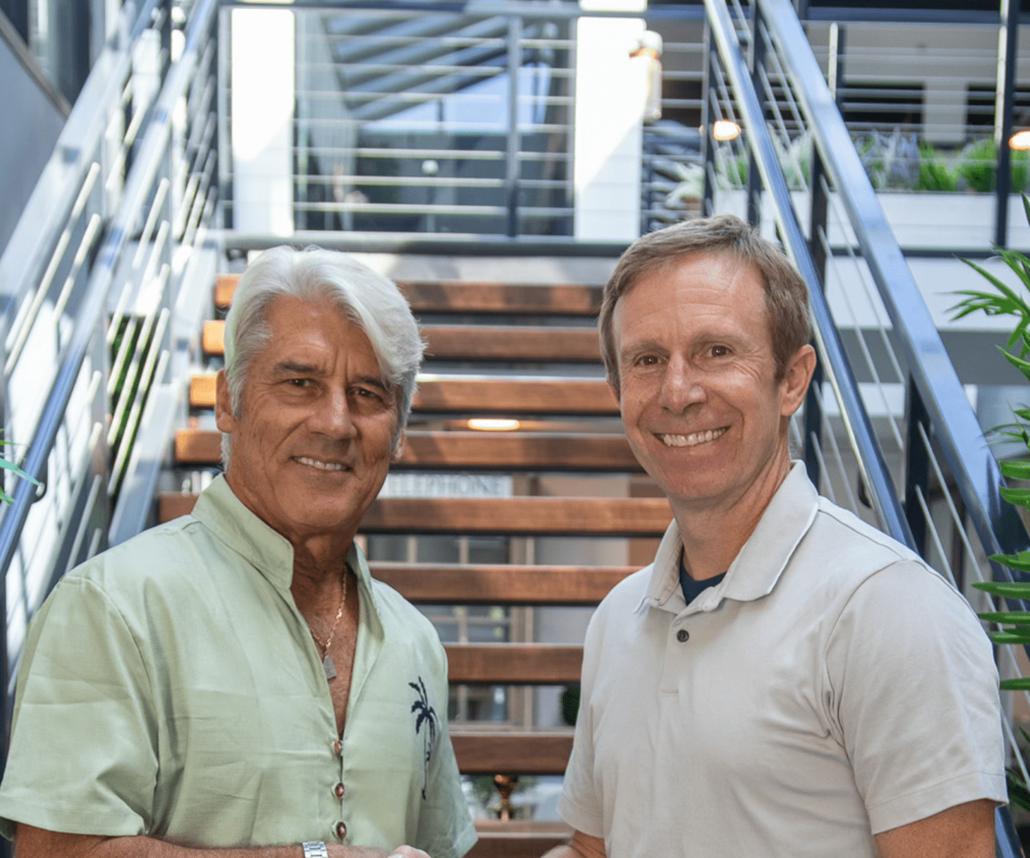 jim ellis and royce hildreth lobby photo